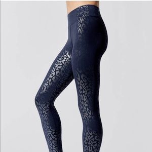 Heroine sport blue cheetah leggings
